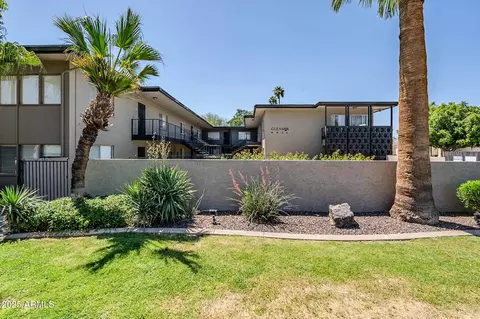 6530 N 12th St #11, Phoenix, AZ 85014