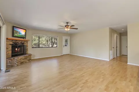 Living - 4333 N Mistletoe Drive Dr, Pine, AZ 85544 photo 3 of 4
