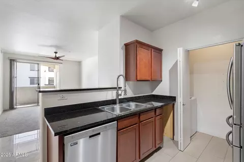3302 N 7th St #211, Phoenix, AZ 85014 photo 8