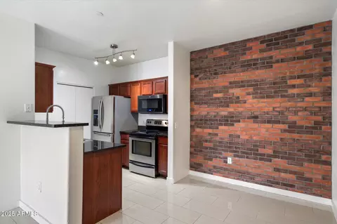 3302 N 7th St #211, Phoenix, AZ 85014 photo 2