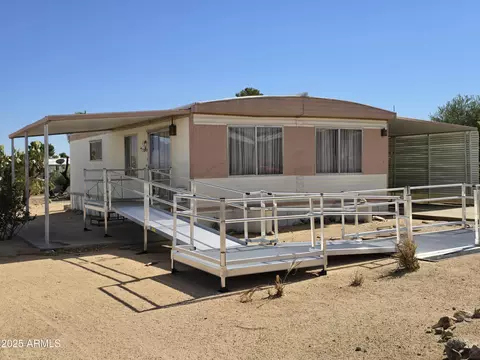 201 W Rama Dr, Green Valley, AZ 85614