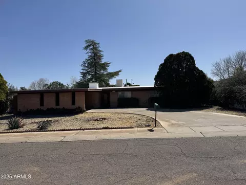 1817 Bella Vista Dr, Sierra Vista, AZ 85635