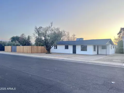 7420 N 58th Ave, Glendale, AZ 85301