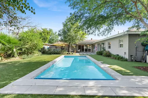 252 E Orange Dr, Phoenix, AZ 85012