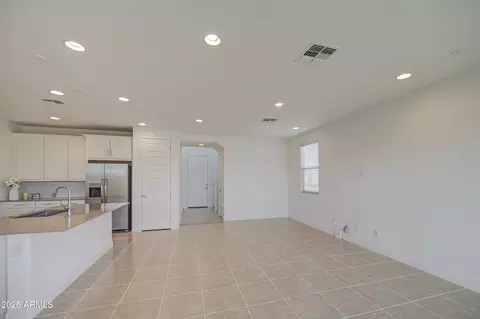 9923 E Tahoe Ave, Mesa, AZ 85212 photo 4