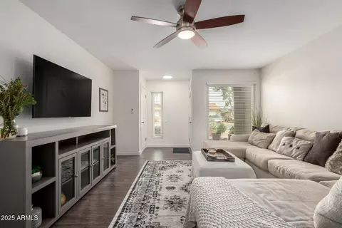 4015 E Hartford Ave, Phoenix, AZ 85032 photo 11
