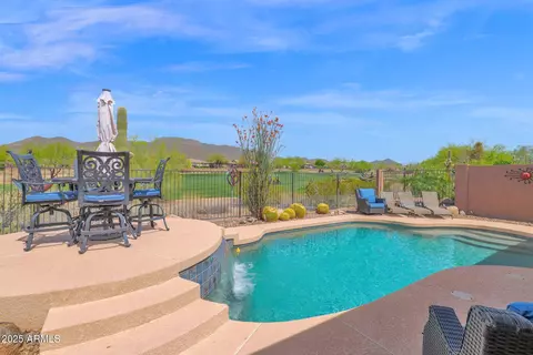 2452 W Muirfield Dr, Anthem, AZ 85086