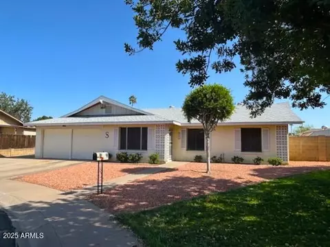 3242 W Christy Dr, Phoenix, AZ 85029