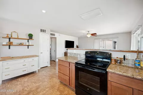 2804 W 9th Pl, Apache Junction, AZ 85120 photo 11
