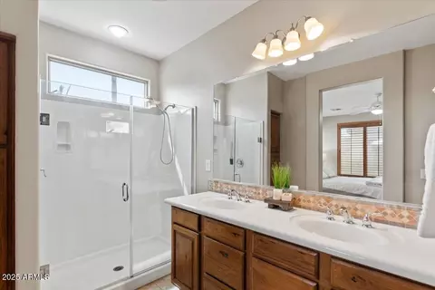 4517 E Sourwood Dr, Gilbert, AZ 85298 photo 24