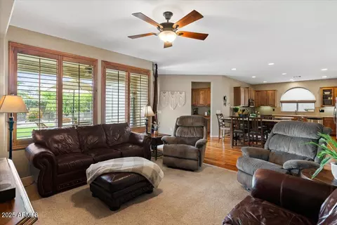 4517 E Sourwood Dr, Gilbert, AZ 85298 photo 14