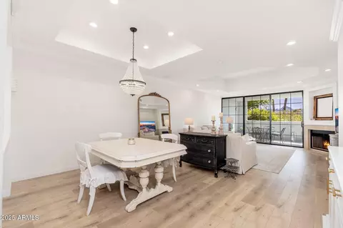 902 W Glendale Ave #215, Phoenix, AZ 85021