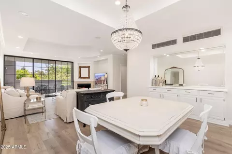 902 W Glendale Ave #215, Phoenix, AZ 85021 photo 4