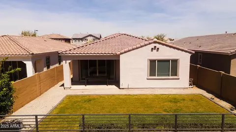 9229 W Willow Bend Ln, Phoenix, AZ 85037 photo 32