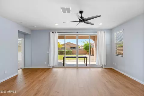 9229 W Willow Bend Ln, Phoenix, AZ 85037 photo 10