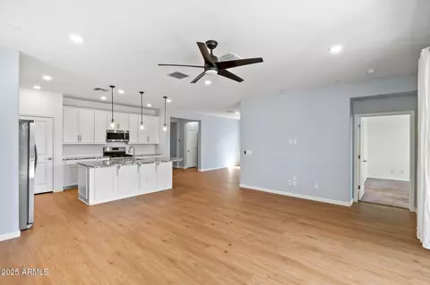 9229 W Willow Bend Ln, Phoenix, AZ 85037 photo 11