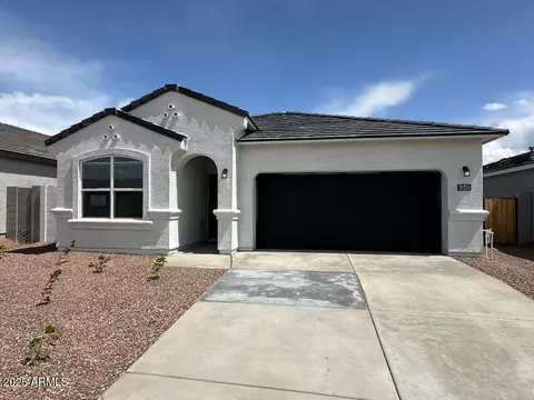 25251 N 183rd Dr, Wittmann, AZ 85361