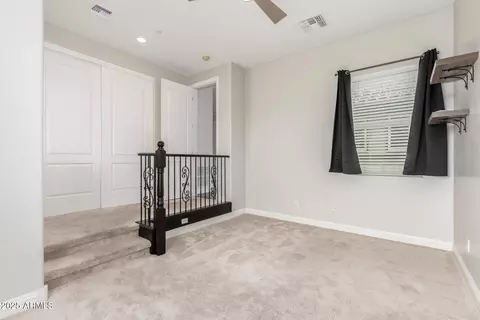 3920 E Covey Ln, Phoenix, AZ 85050 photo 28