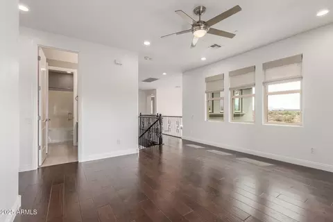 3920 E Covey Ln, Phoenix, AZ 85050 photo 23