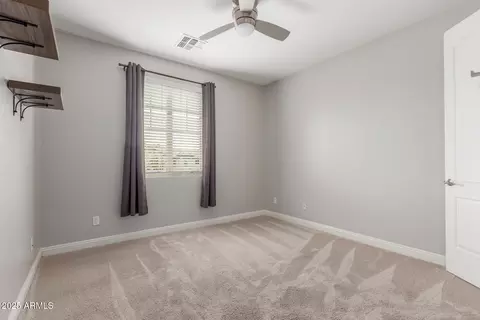 3920 E Covey Ln, Phoenix, AZ 85050 photo 26
