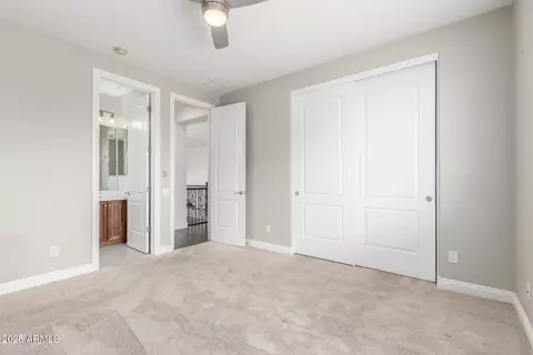 3920 E Covey Ln, Phoenix, AZ 85050 photo 30