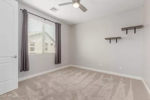 3920 E Covey Ln, Phoenix, AZ 85050 photo 25