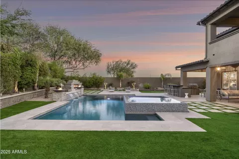 3920 E Covey Ln, Phoenix, AZ 85050 photo 4