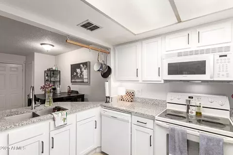 Kitchen - 1645 W Baseline Rd #2176, Mesa, AZ 85202 photo 1 of 4