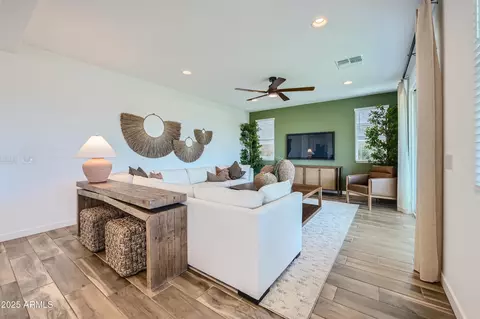 8259 E Petunia Ave, Mesa, AZ 85212 photo 7