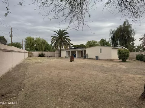 Exterior - 1822 E Roma Ave, Phoenix, AZ 85016 photo 3 of 4