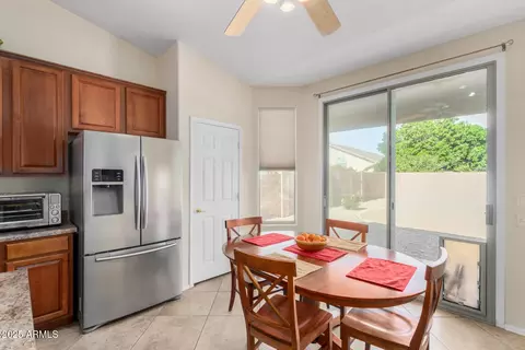 2612 W Summerside Rd, Phoenix, AZ 85041 photo 9