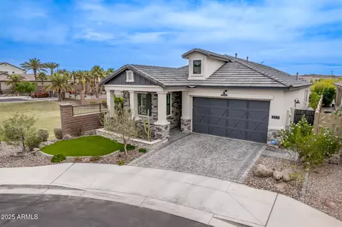 Exterior - 851 E Deer Creek Rd, Phoenix, AZ 85048 photo 5 of 11