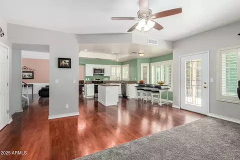 2131 E New Bedford Dr, Gilbert, AZ 85234 photo 14