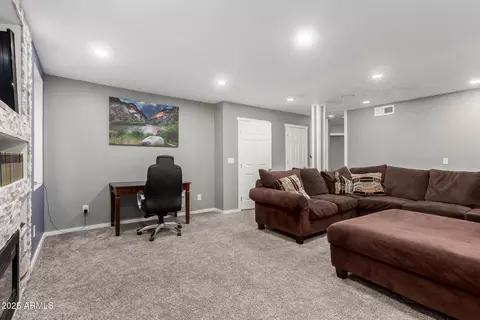 2131 E New Bedford Dr, Gilbert, AZ 85234 photo 37