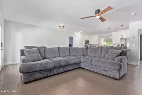 4208 E Windsor Ave, Phoenix, AZ 85008 photo 8