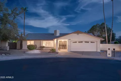932 S Pico Cir, Mesa, AZ 85206