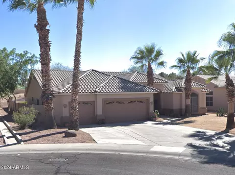 665 W Beechnut Dr, Chandler, AZ 85248
