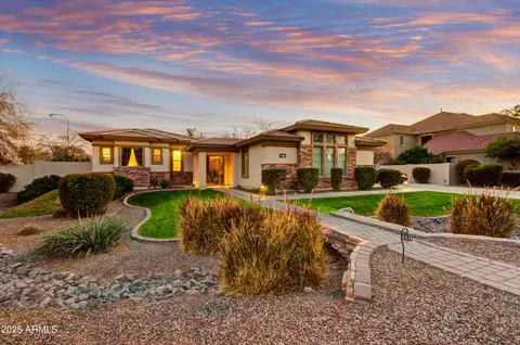911 E Desert Inn Dr, Chandler, AZ 85249
