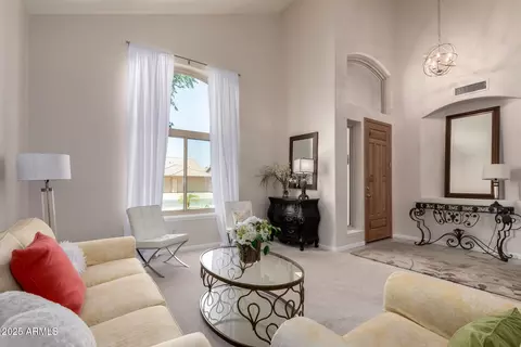 3713 Encinas Ave, Gilbert, AZ 85234 photo 5