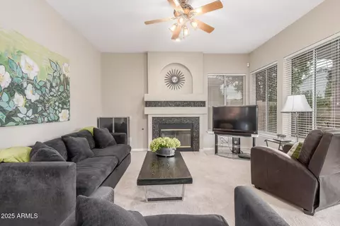 3713 Encinas Ave, Gilbert, AZ 85234 photo 9