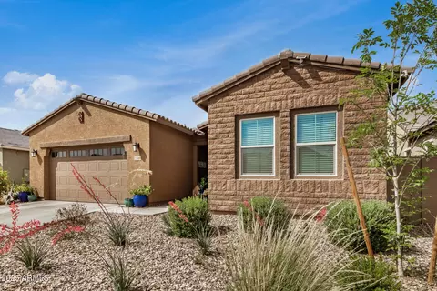 Exterior - 2316 E Isaiah Ave, Gilbert, AZ 85298 photo 2 of 7