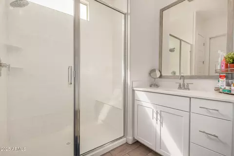 Bath - 2316 E Isaiah Ave, Gilbert, AZ 85298 photo 1 of 4