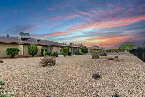 9530 W Country Club Dr, Sun City, AZ 85373