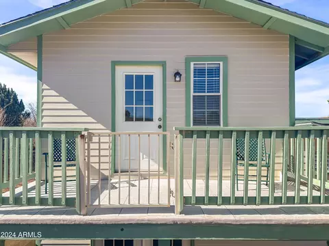 Exterior - 706 Shattuck St, Bisbee, AZ 85603 photo 7 of 9