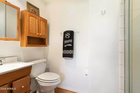 Bath - 706 Shattuck St, Bisbee, AZ 85603 photo 1 of 3