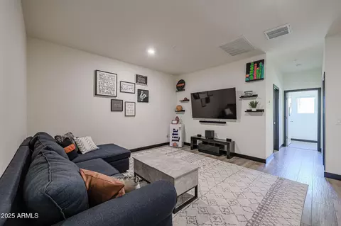 8295 N 22nd Dr, Phoenix, AZ 85021 photo 27