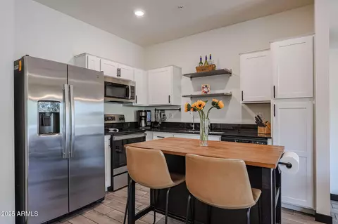 8295 N 22nd Dr, Phoenix, AZ 85021 photo 9