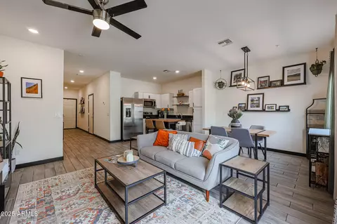 8295 N 22nd Dr, Phoenix, AZ 85021 photo 15