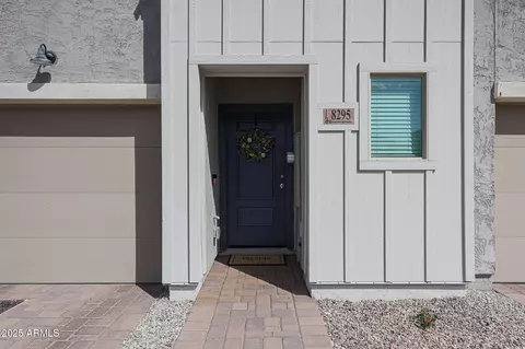 8295 N 22nd Dr, Phoenix, AZ 85021 photo 2