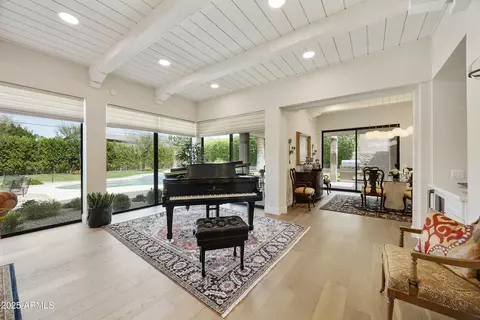 4436 E Camelback Rd #37, Phoenix, AZ 85018